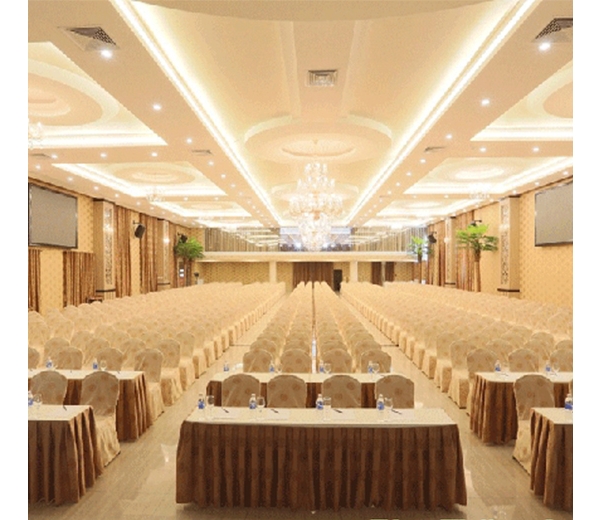 Thi công trần thạch cao nhà hàng